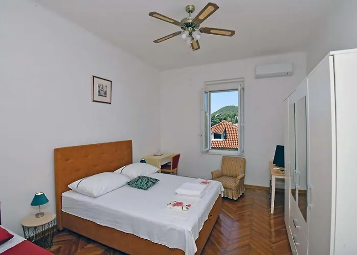 Spacious Room With A Panoramic View Of Harbor