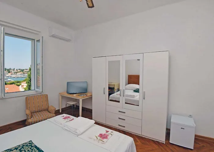 Spacious Room With A Panoramic View Of Harbor