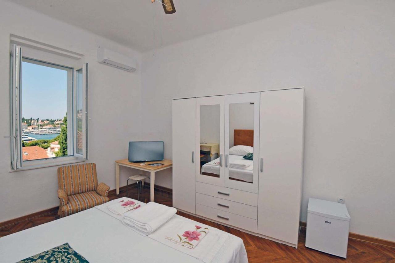 Spacious With A Panoramic View Of Harbor * Dubrovnik